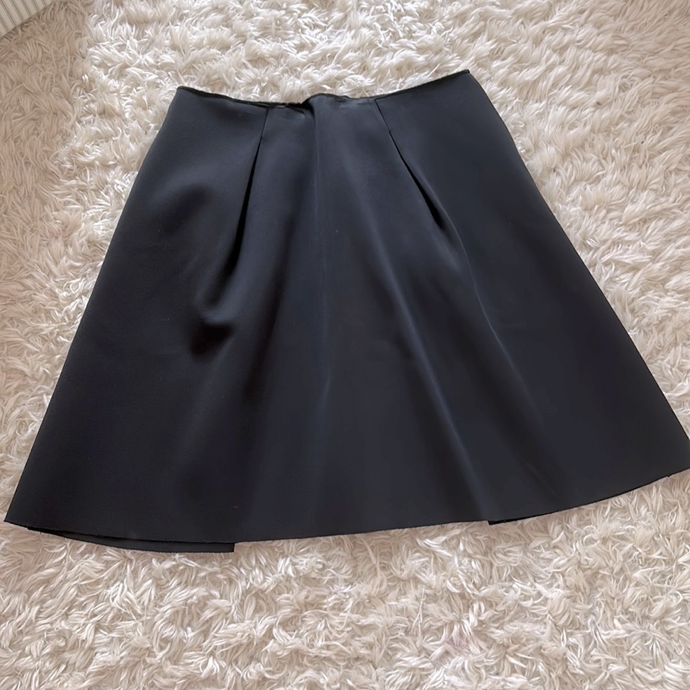 EUC Carolina Herrera scuba/tech fabric party 
skirt.